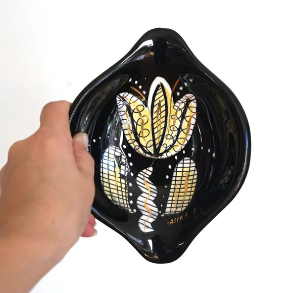Vintage Sascha Brastoff Mid Century MCM Black and Yellow Ceramic Floral Dish - Picture 2 of 6